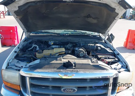 2000 Ford F-250 Lariat/Xl/Xlt из США, поврежденный, VIN 1FTNX21F0YEA04726